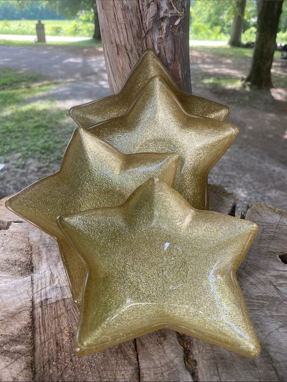 Glittery Gold Star Glass Dish - Set of 4 - Picture 4 of 4